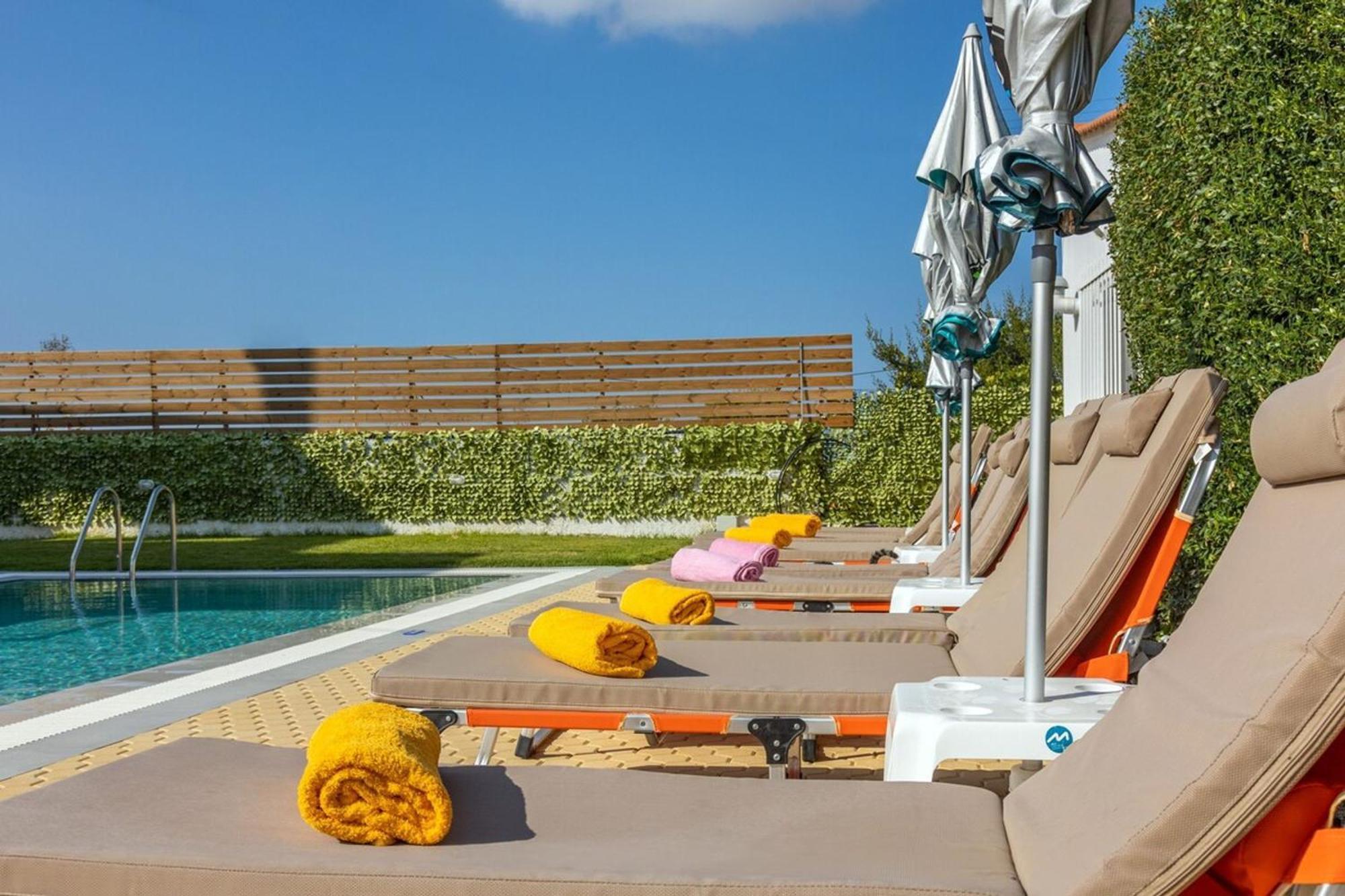 Amazing Villa Chrysanthi With Private Pool In Heraklion Epano Vathia Exterior photo